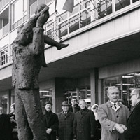 1968